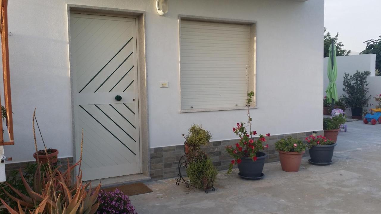 Sole E Fiori Di Sicilia Apartment Valderice Exterior photo